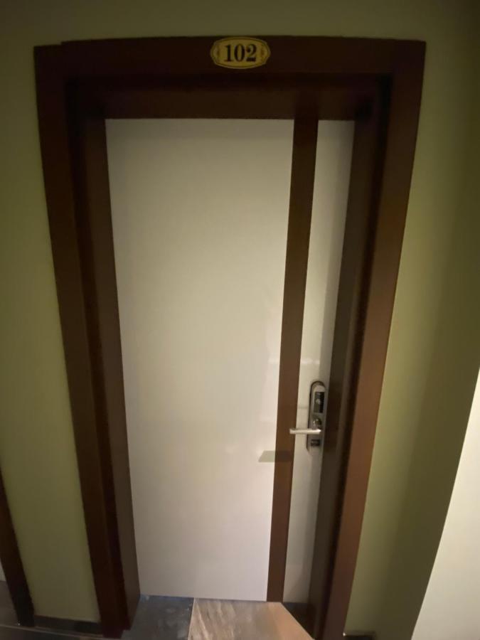 Hotel Kolonja'S デバル エクステリア 写真