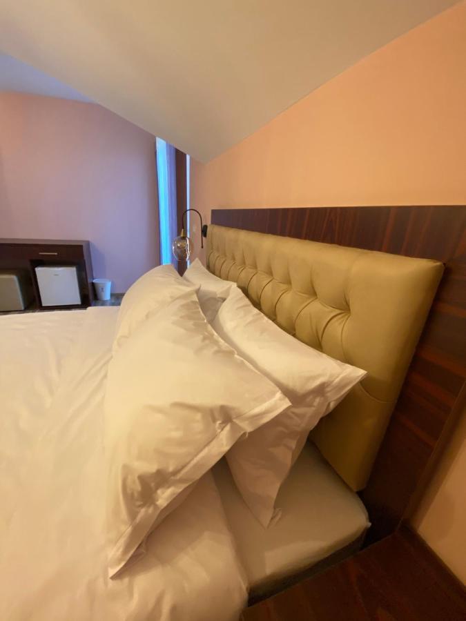 Hotel Kolonja'S デバル エクステリア 写真